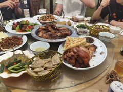 -聚首堂·特色小吃·肘子(什刹海德胜门店)