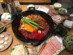 -周幺妹重庆老火锅(银泰城总店)