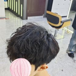 -藤野造型烫发染发