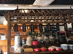 -黄桷树曹家私房菜(江与城店)