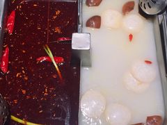 -海底捞火锅鲜切牛肉主题店(长寿路店)