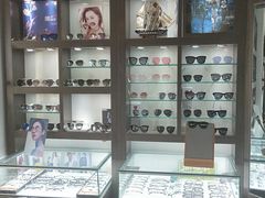 店内环境-视野联行眼镜蔡司·依视路官方授权店(顺城店)