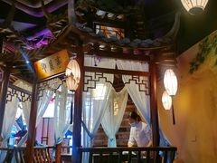 -韵秋荷(宝山龙湖天街店)