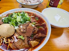 正宗牛肉面-汪胖子襄阳牛肉面(华丰路店)