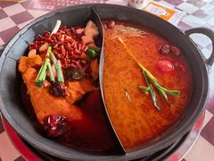 -赵美丽·重庆社区火锅·直营店(火车东站·中豪国际店)
