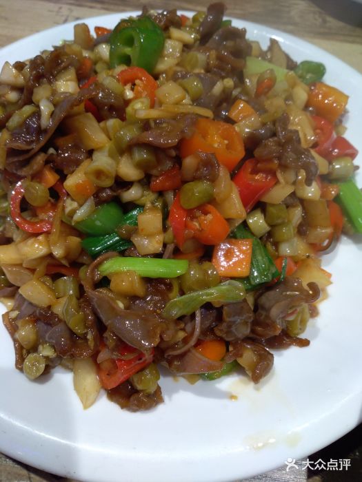 7080私房菜酸菜炒庆片图片