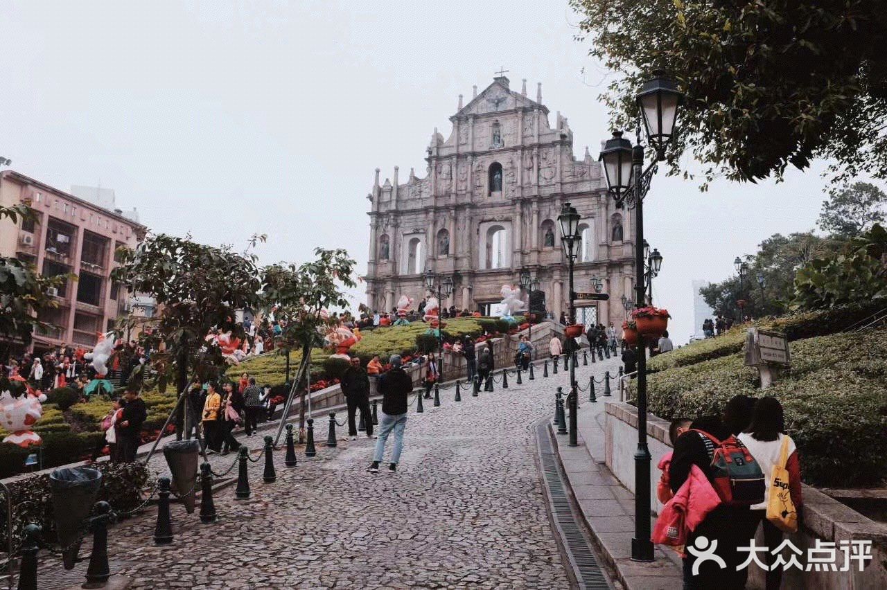 疫情下的澳门，寻找它本来的模样。