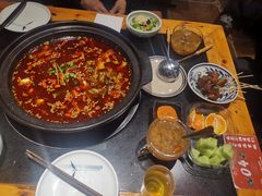 -小饕荟雅安贡椒鱼鲜馆(广福桥店)
