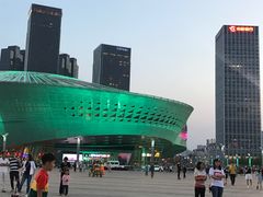 -东港音乐喷泉广场