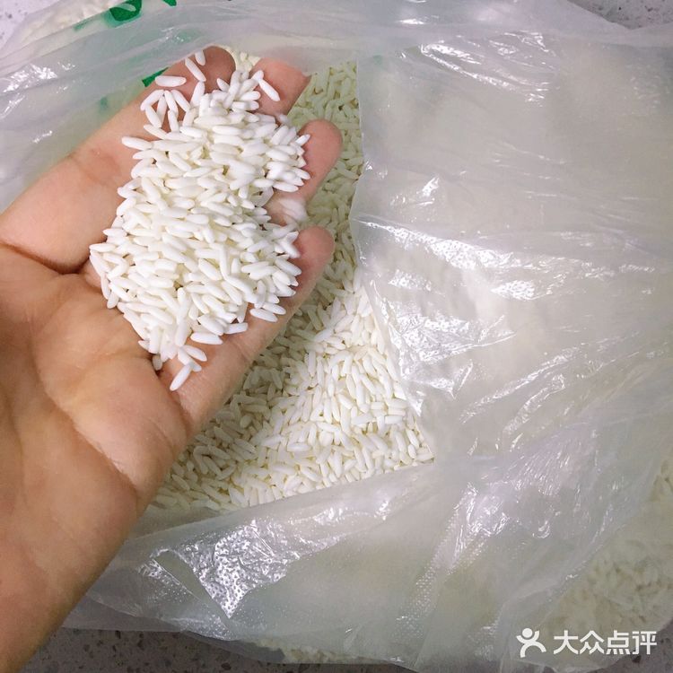 上班族的必备，一碗养胃小米粥