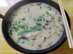 -津津老鸭粉丝馆(正东路店)