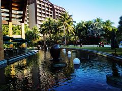 -三亚湾海居铂尔曼度假酒店