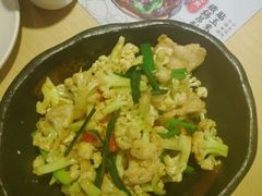 -关东小磨东北菜(上海长风大悦城店)