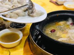 -濠轩阁特色生蚝火锅(水湾路店)