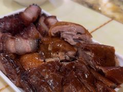 -香辉食馆(新兴路店)