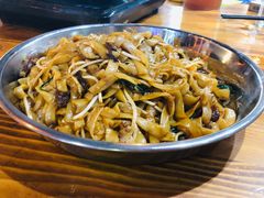 -牛一煲美食(江高店)