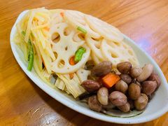 -志权牛肉面(灵山路店)