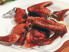 招牌手撕乳鸽-上海小南国(正大店)