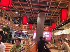大堂-汉江山料理级自助烤肉黑金冠(周口好吃城店)