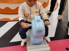 -孩子王童乐园(广州南沙万达店)