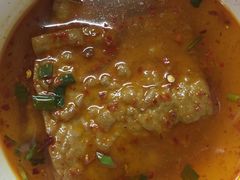 -小许三鲜砂锅馄饨店(家多乐烟酒店)
