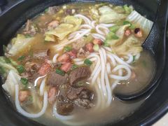 牛腩粉-龙记桂林米粉(财满街店)