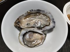 -斯普汇生蚝牛排馆(中骏世界城店)
