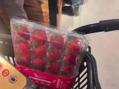 -七鲜超市(瑞虹天地太阳宫店)