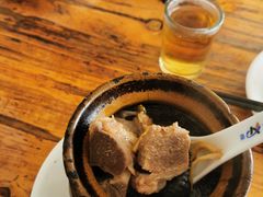 竹丝鸡参丝汤-关氏饮食店