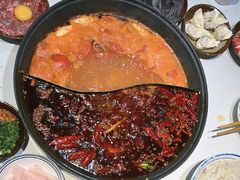 -卤校长老火锅(杨家坪直营店)