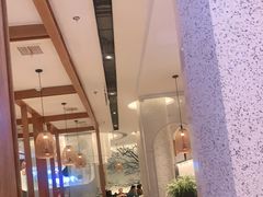 大堂-三人行骨头王火锅(长寿店)