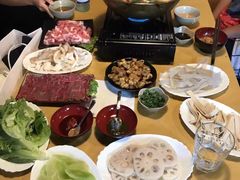 -江湖餐厅–重庆九宫格老火锅