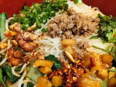 担担面-爆炸头阿姨小四川正宗川味小吃(无任何分店)