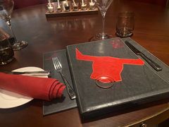 -恰餐厅及酒吧 CHAR Bar & Grill (北京丽都皇冠假日店)