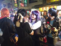 -六合夜市