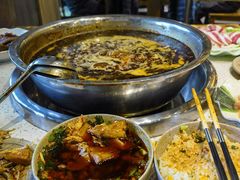 -肖肖酸萝卜鱼火锅(总店)