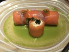烟熏挪威三文鱼卷配红鱼籽酱-格鲁·秀色Georgia’s Feast