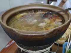 -威邵鸡煲(西华路总店)