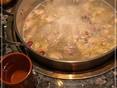 -一席地·本地鸡窝·杭帮鸡火锅(萧山银隆百货店)