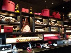 -Salon de The de Joel Robuchon(外滩18号店)