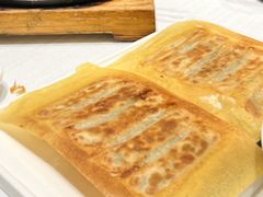 -品海楼·大连海胆锅贴馆(东港店)