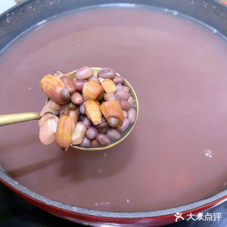 红豆茯苓莲子汤