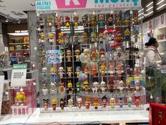 -泡泡玛特POPMART(蓝色港湾店)