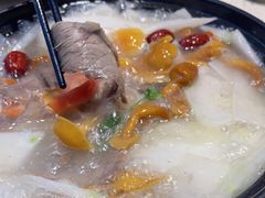-九寨沟特色牦牛肉汤锅