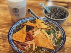 -柳石居柳州螺蛳粉(万达店)