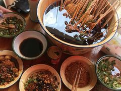 -拈签一笑黄牛肉辣卤串串