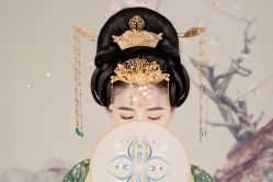 -盘子女人坊古装写真摄影(厦门总店)