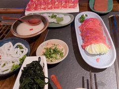 -老牌坊云南鱼豆花火锅(哈西万达店)