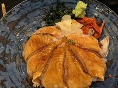 炙烤三文鱼盖饭-Calia