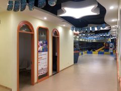 -蓝旗亲子游泳(范湖万达广场店)